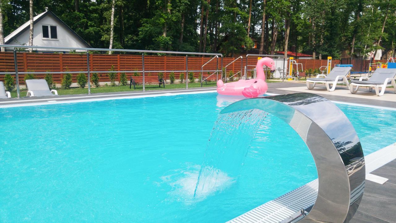 Hotel Zacisze トゥラバ エクステリア 写真